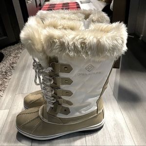 Snow Boots